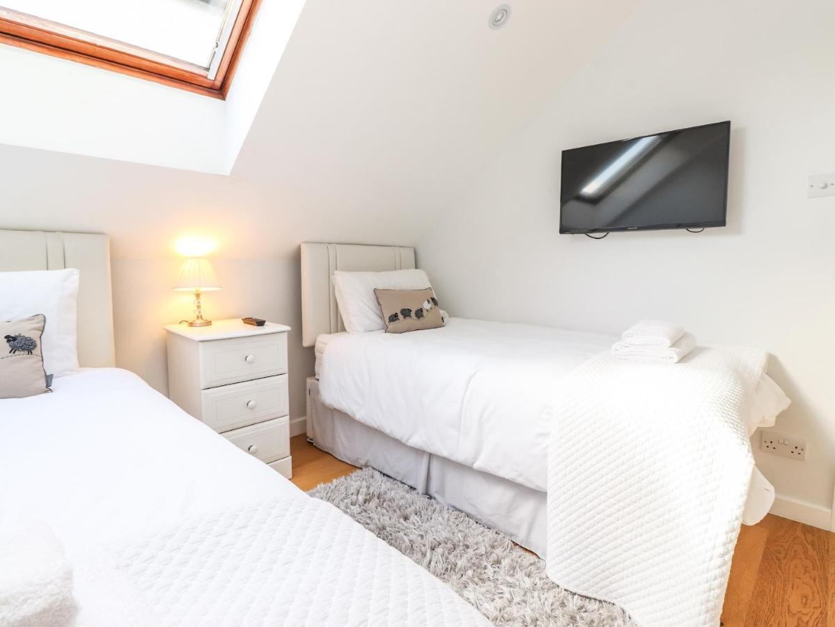 Sky View Villa Keswick  Ngoại thất bức ảnh